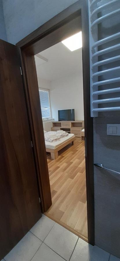 Apartment Modom *