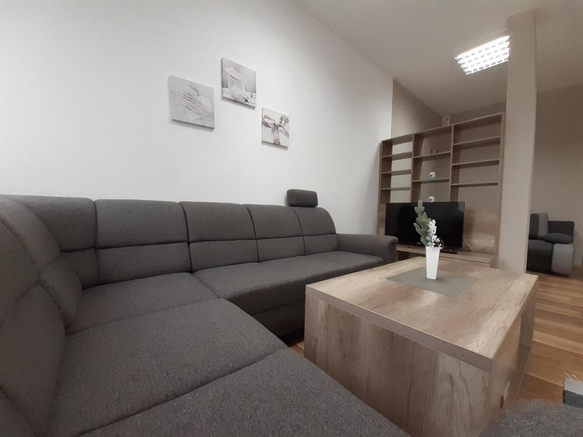 Apartment Modom *